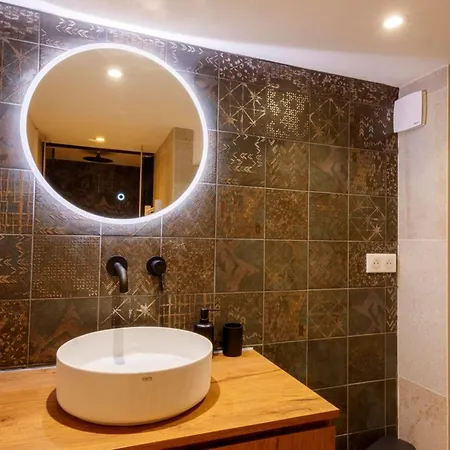 06a2 - Heart Of Old Beautiful Renovated Apartment Nizza